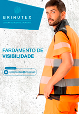 Profissional com vestuário de alta visibilidade